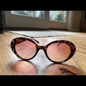 Pink lense clout goggles